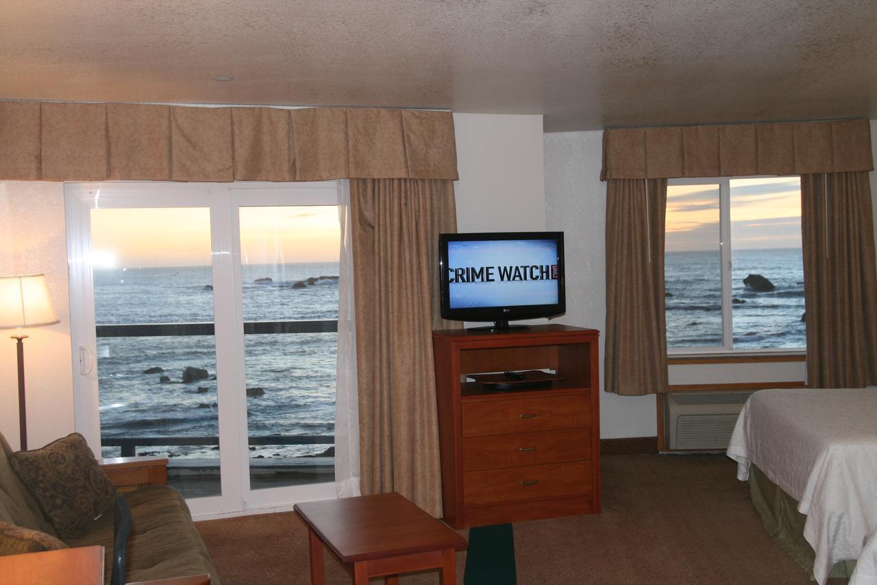 Oceanfront Lodge
