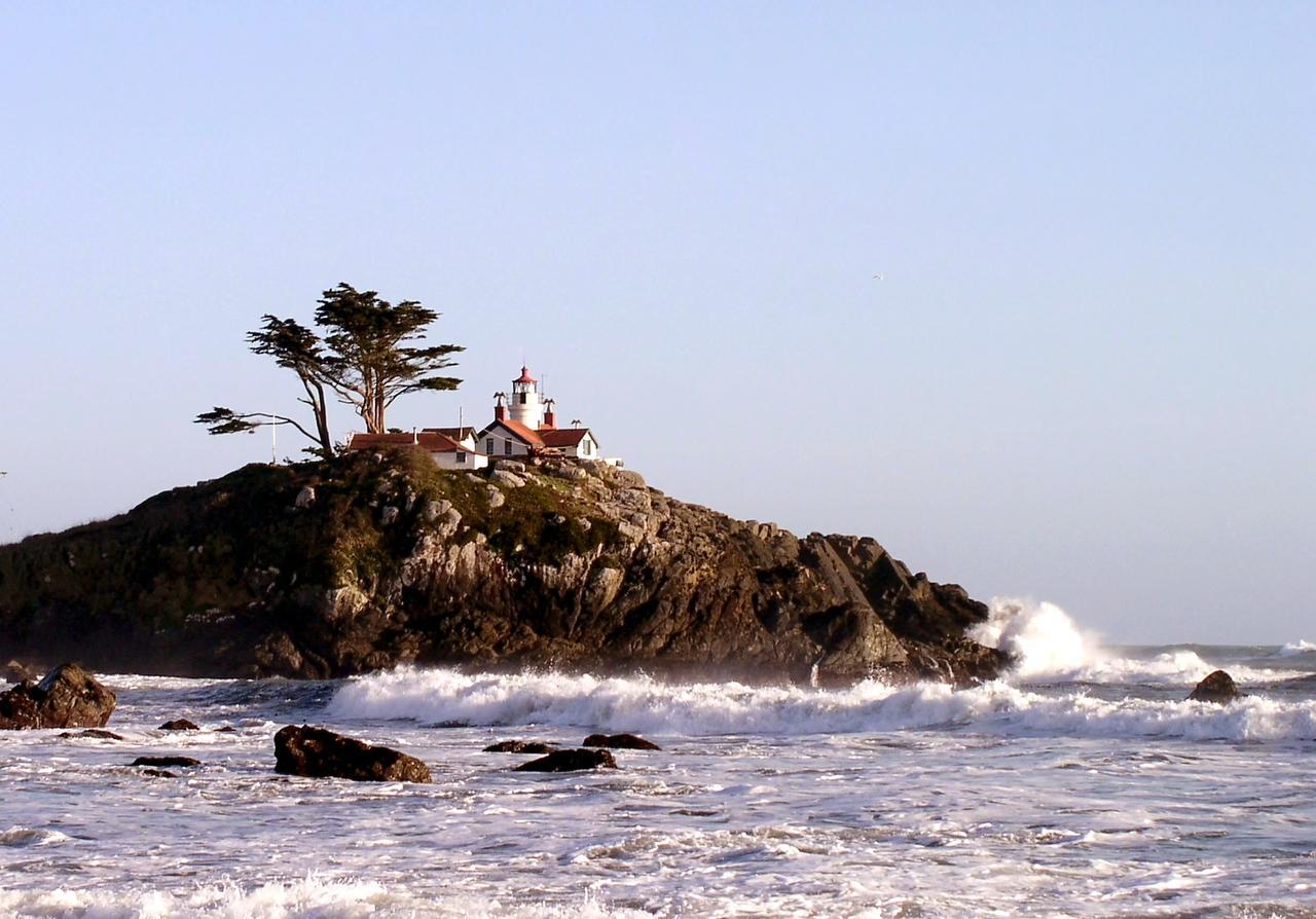 Oceanfront Lodge Crescent City